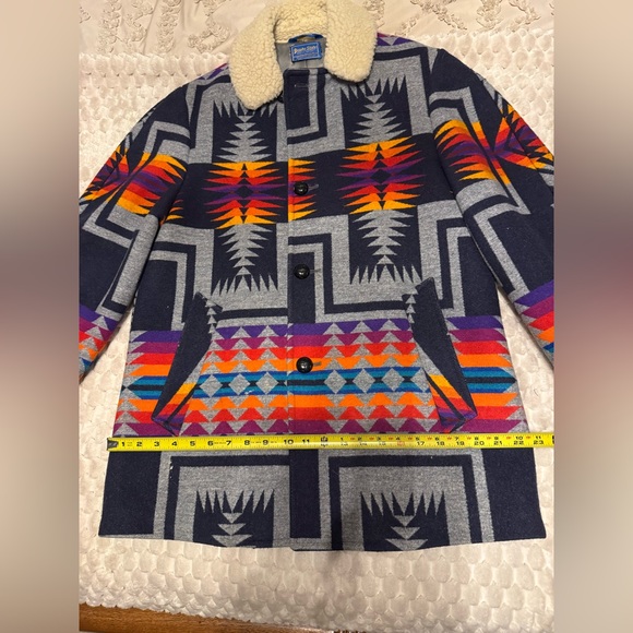 Pendleton Multicolor Geometric Jacket with Shearling Collar - Picture 2 of 13